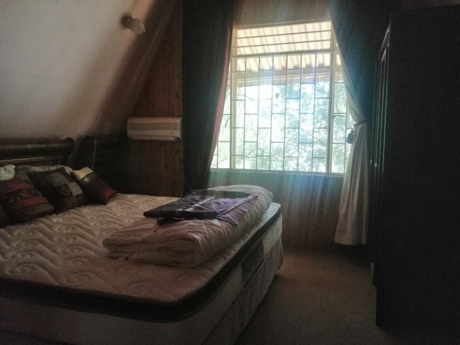 3 Bedroom Property for Sale in Viljoenskroon Rural Free State